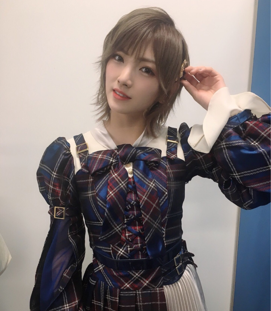 Akb48の金髪ショートカットの子は誰 名前やプロフィール 写真は Oshiruko Blog